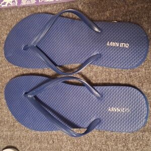 2 pairs of sandals One is Old Navy the other is unbranded.